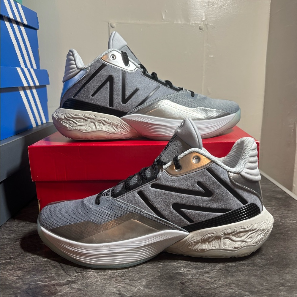 New Balance FuelCell Two Wxy v4 RT4 Lemon Steel Gray